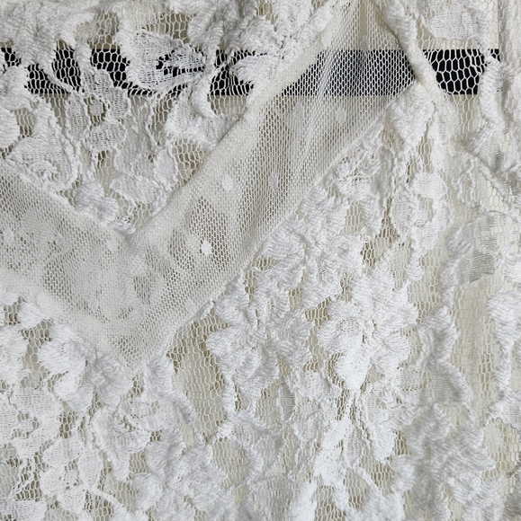 NWOT, Monteau White Lace Top, Size M - Picture 6 of 6
